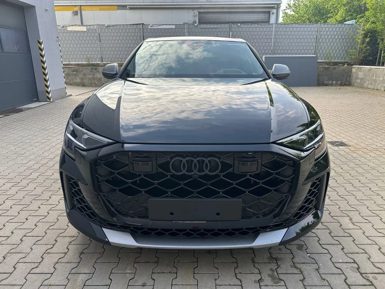 Audi RSQ8 PERFORMANCE / CERAMIC / MATRIX / BLACK OPTIC / HUD, снимка 2 - Автомобили и джипове - 56021209
