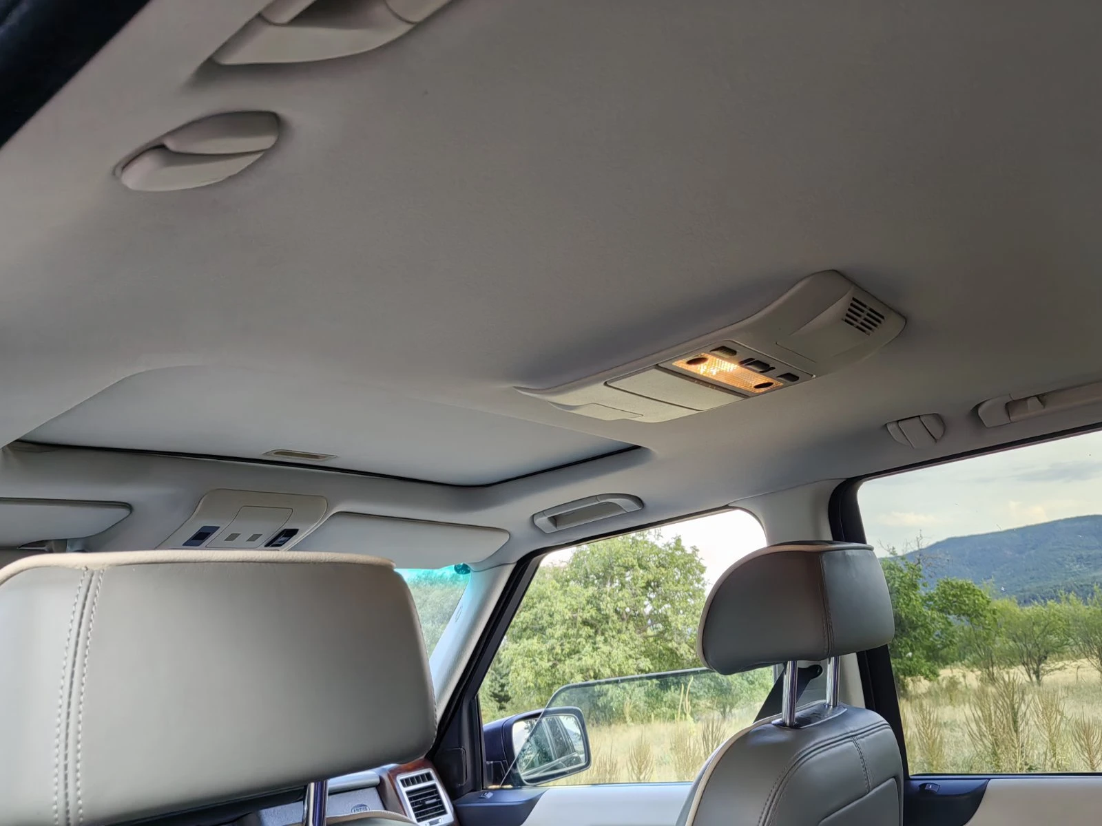 Land Rover Range rover, снимка 10 - Автомобили и джипове - 56584267