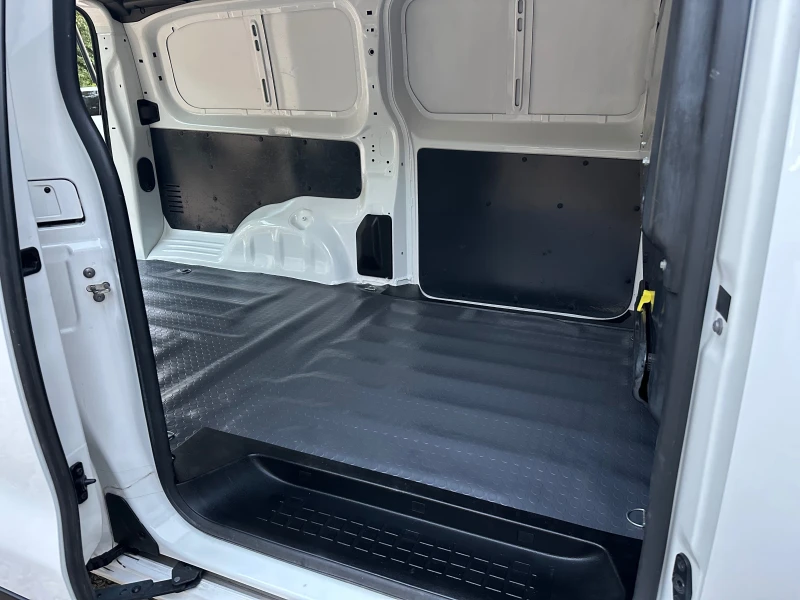 Peugeot Expert 2.0HDI 150кс МАКСИ НАВИГАЦИЯ 2020г, снимка 14 - Бусове и автобуси - 51525889