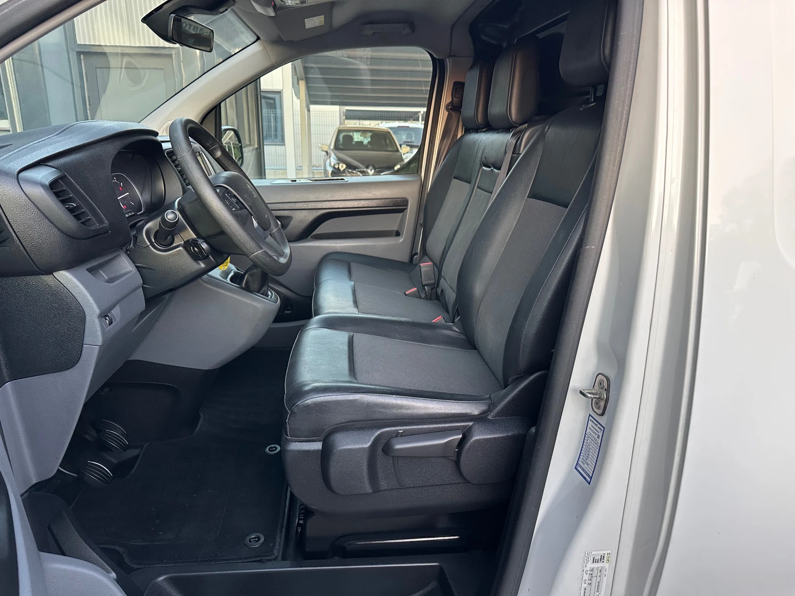 Peugeot Expert 2.0HDI 150кс МАКСИ НАВИГАЦИЯ 2020г - изображение 9