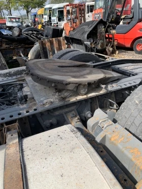 Mercedes-Benz Actros НА ЧАСТИ, снимка 9