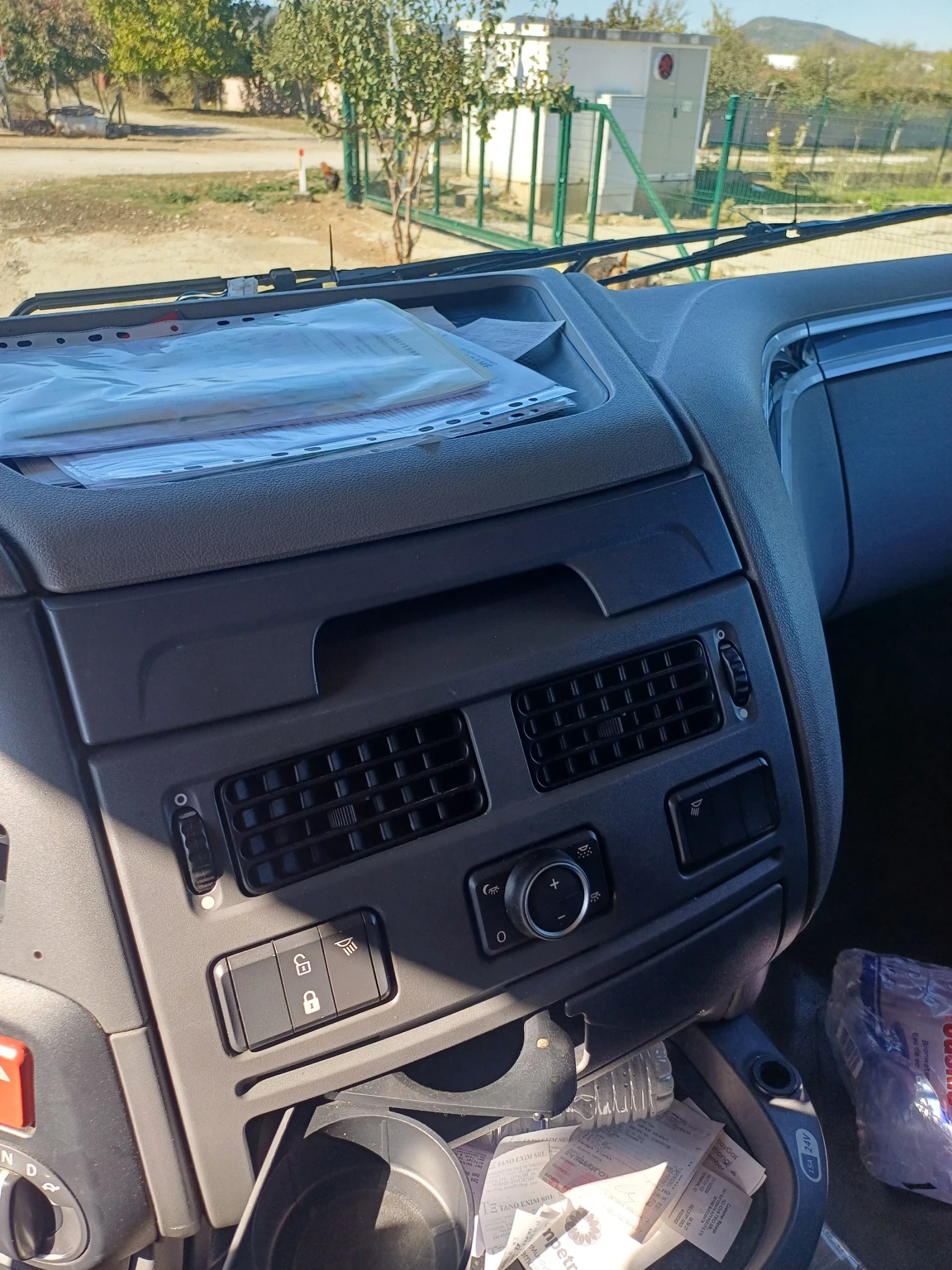 Daf FT XF 106 , снимка 9 - Камиони - 54074544