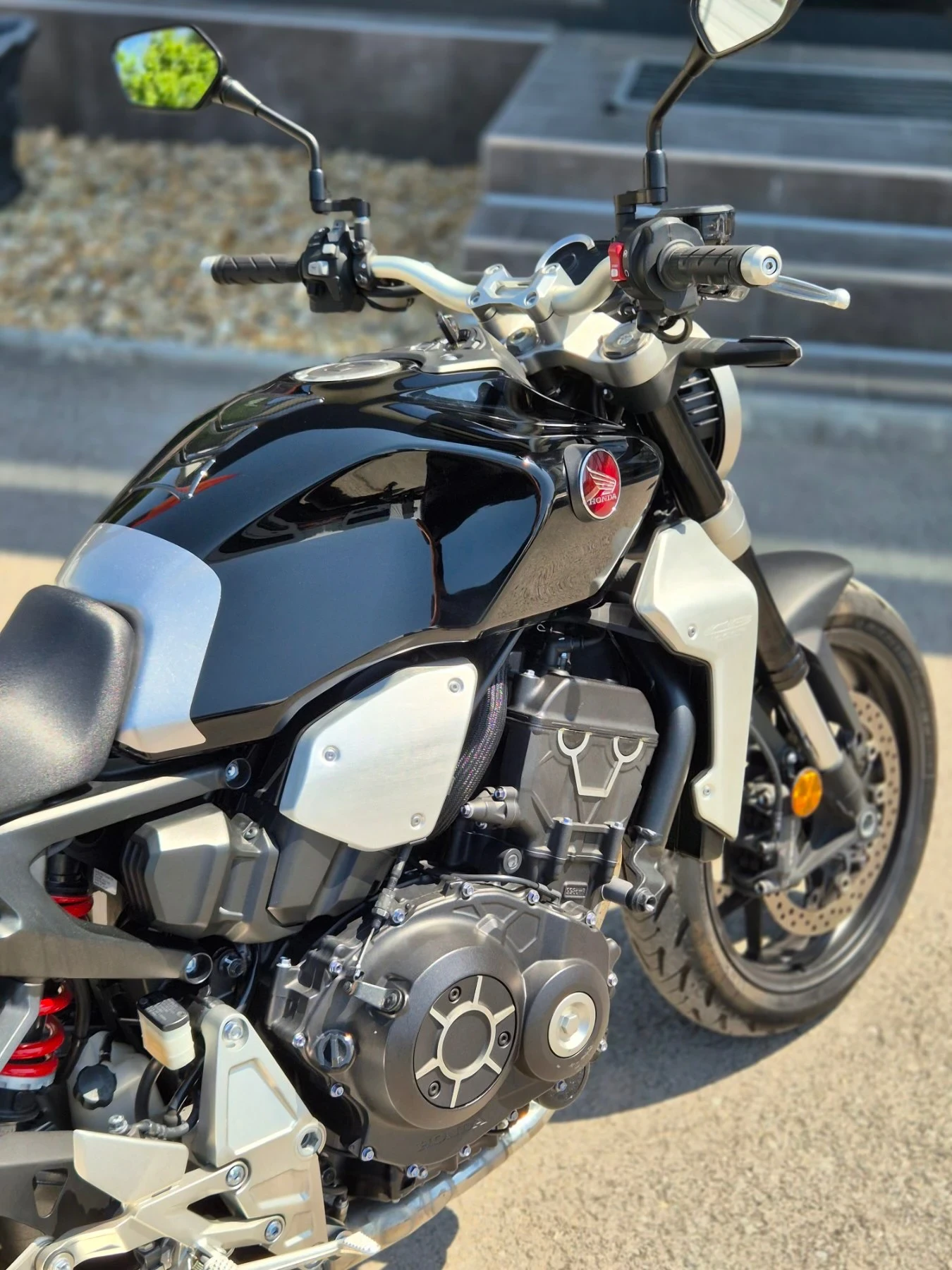 Honda Cb 1000 RA ABS, TC, EB - изображение 9