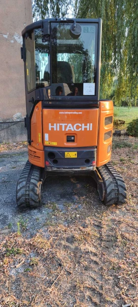      Hitachi ZX26-6