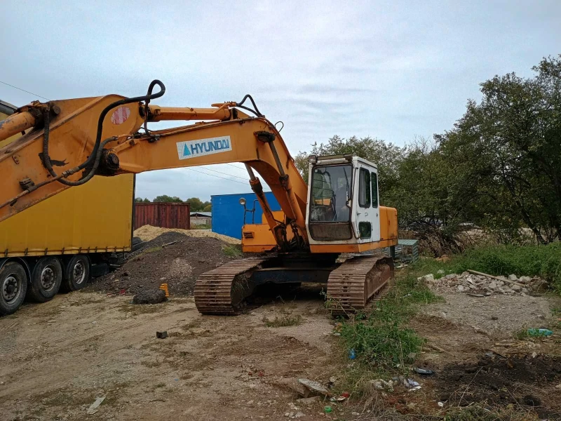 Багер Hyundai 210LC, снимка 3 - Индустриална техника - 53439620