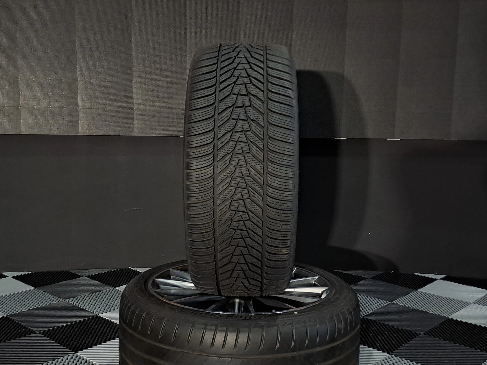    275/35R21  Mercedes-Benz AMG GT | Mobile.bg   7