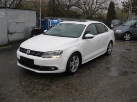 VW Jetta  2.0 140 кс  КОЖЕН САЛОН 