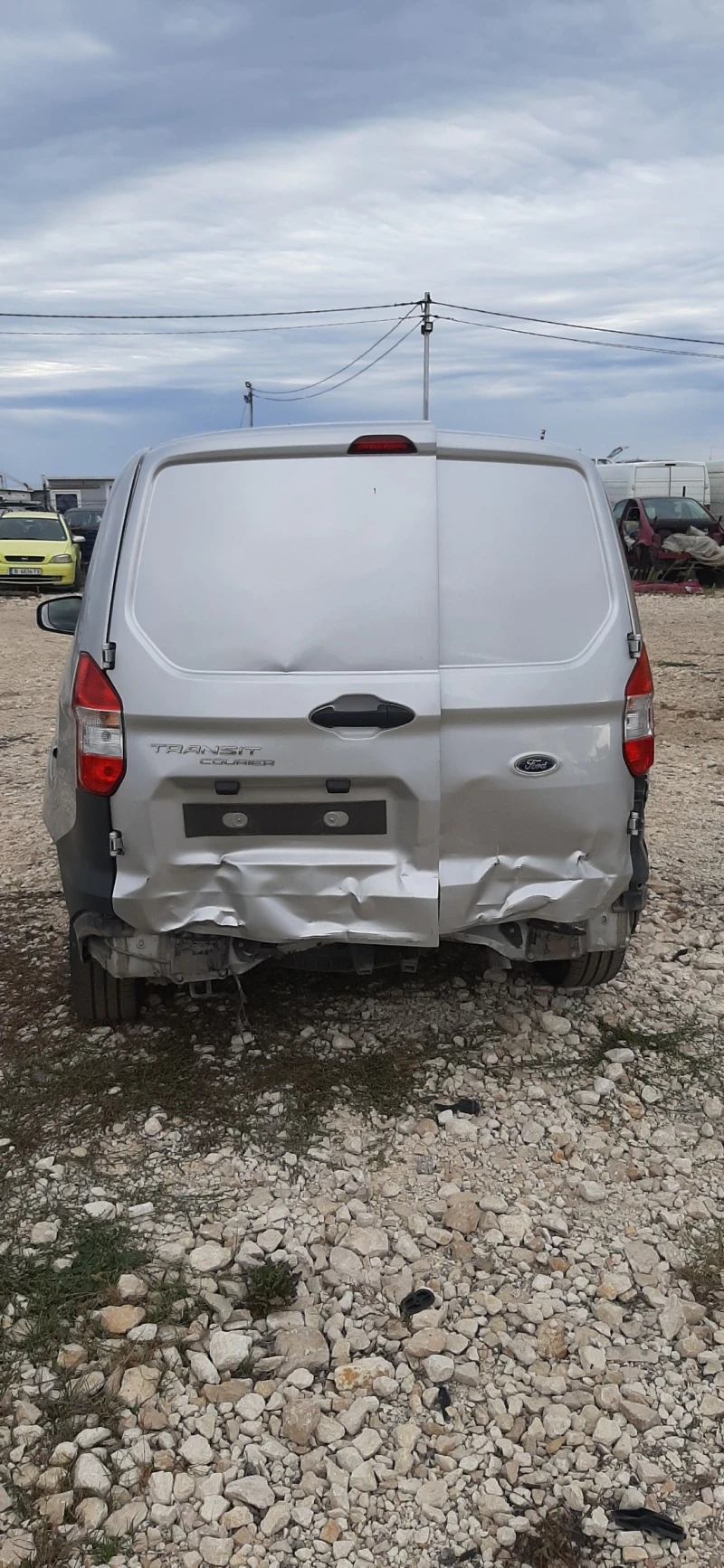 Ford Courier 1,5D, снимка 4 - Автомобили и джипове - 42828456