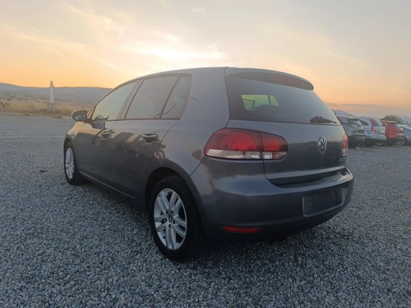 VW Golf 2.0TDI, снимка 8 - Автомобили и джипове - 47589115