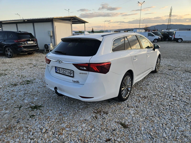 Toyota Avensis 2.0 D4-D, Панорама, Нави , снимка 5 - Автомобили и джипове - 47621736