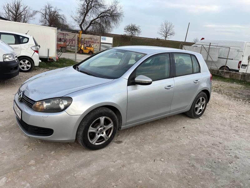 VW Golf 1.6 LPG, снимка 2 - Автомобили и джипове - 49483268