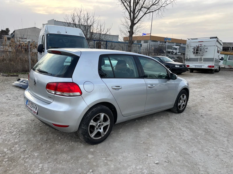VW Golf 1.6 LPG, снимка 5 - Автомобили и джипове - 49483268