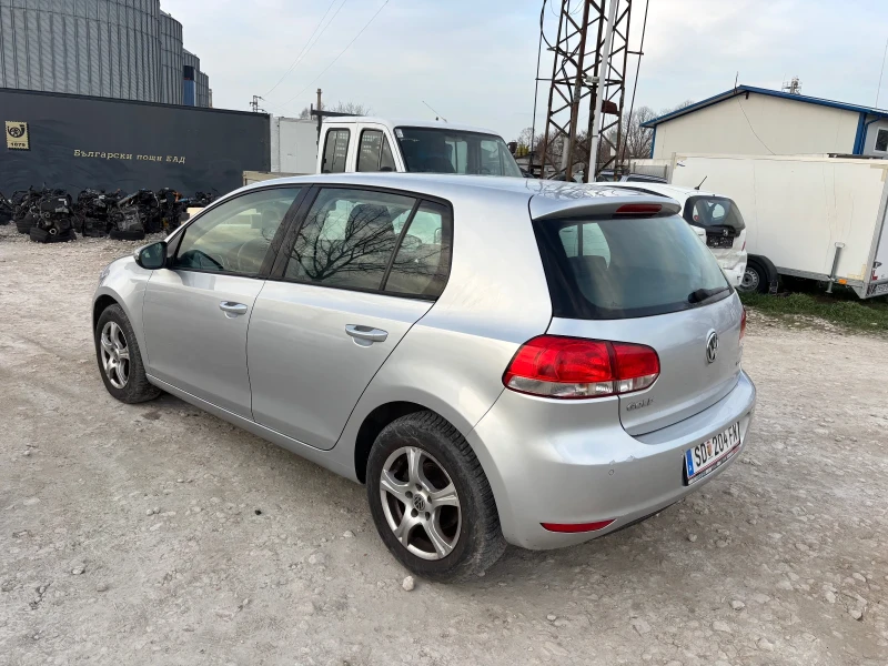 VW Golf 1.6 LPG, снимка 6 - Автомобили и джипове - 49483268