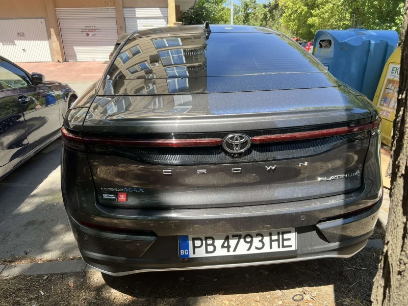 Toyota Crown, снимка 2 - Автомобили и джипове - 51340439