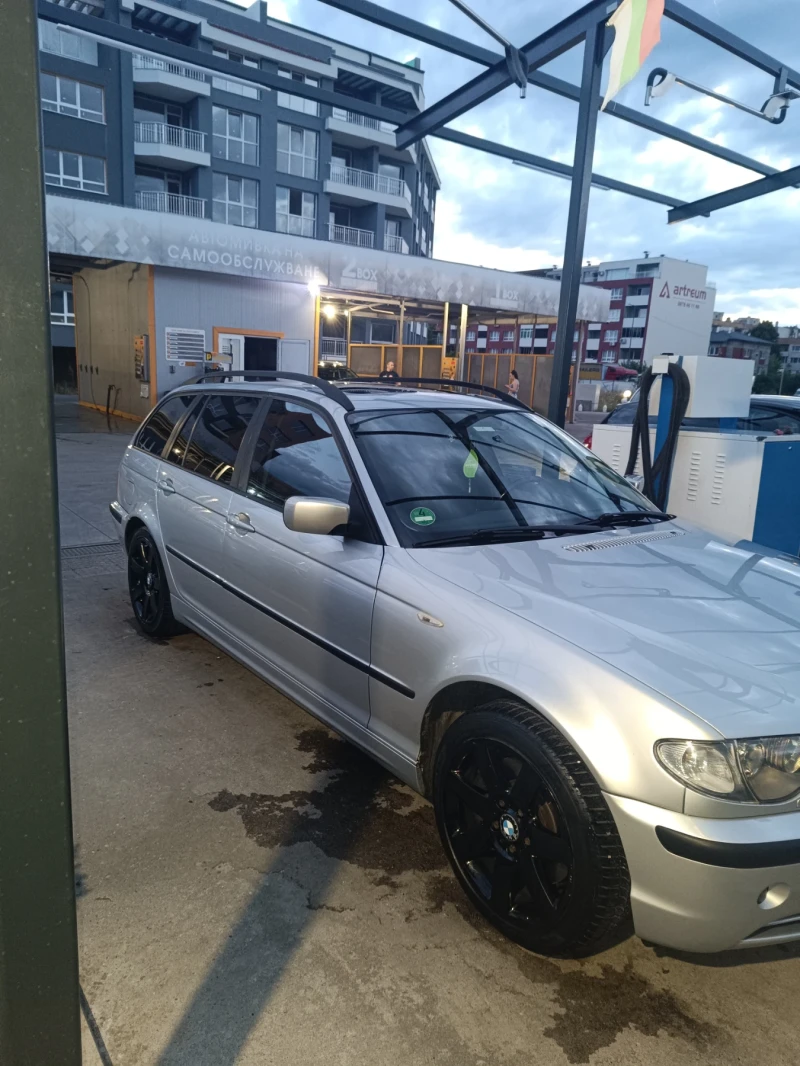 BMW 330 Xi, снимка 11 - Автомобили и джипове - 52429449