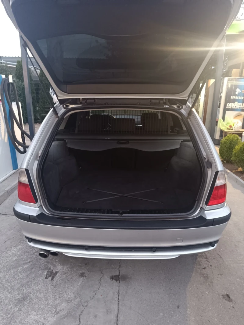 BMW 330 Xi, снимка 7 - Автомобили и джипове - 52429449