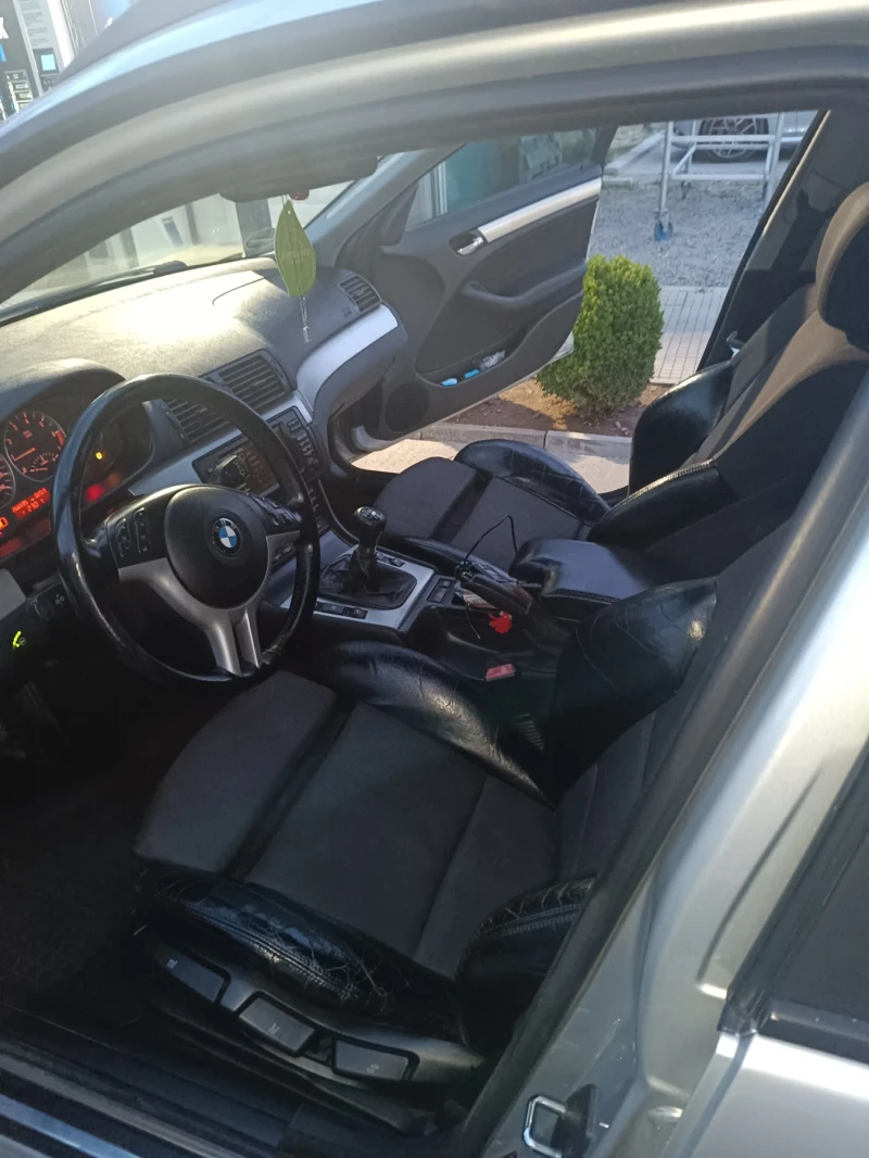 BMW 330 Xi, снимка 4 - Автомобили и джипове - 52429449