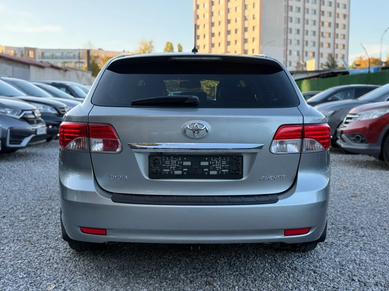 Toyota Avensis SW/1.8i/147hp/Камера, снимка 6 - Автомобили и джипове - 52110353