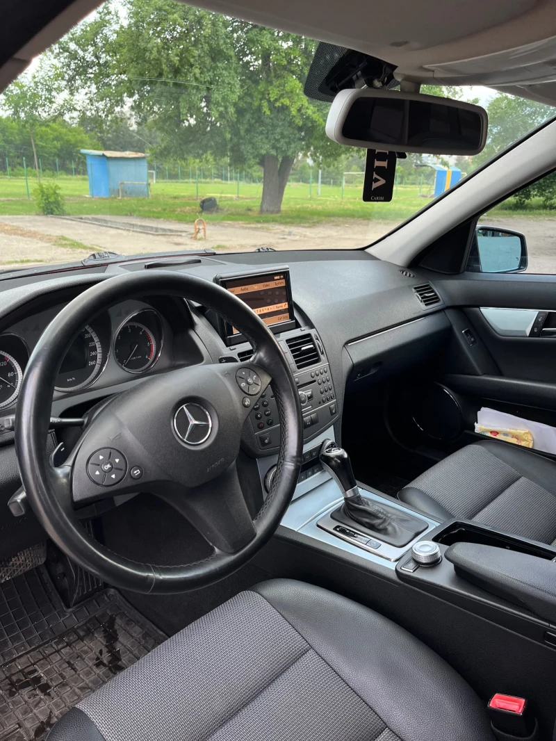 Mercedes-Benz C 250, снимка 7 - Автомобили и джипове - 52308499