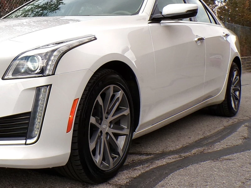 Cadillac Cts * CTS4 LUXURY AWD| ONLY 38K| BSM| LKA| NAVI| H/C S, снимка 4 - Автомобили и джипове - 52801982