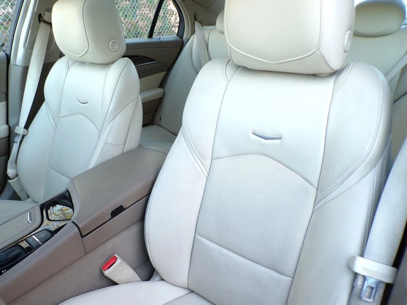 Cadillac Cts * CTS4 LUXURY AWD| ONLY 38K| BSM| LKA| NAVI| H/C S, снимка 17 - Автомобили и джипове - 52801982