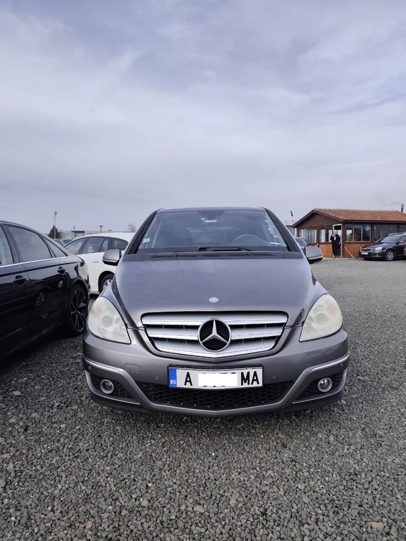 Mercedes-Benz B 200