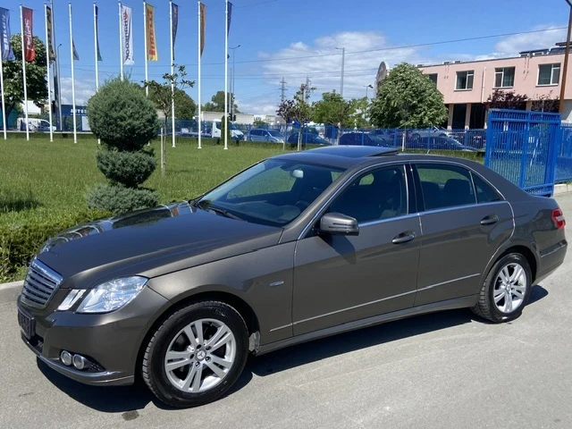 Mercedes-Benz E 200 БЕНЗИН-185кс-175х.км-РЕАЛНИ TUV-ГЕРМАНИЯ - изображение 2