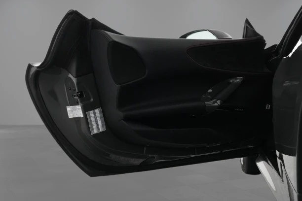 Ferrari SF 90 Spider = Carbon = Гаранция - изображение 6