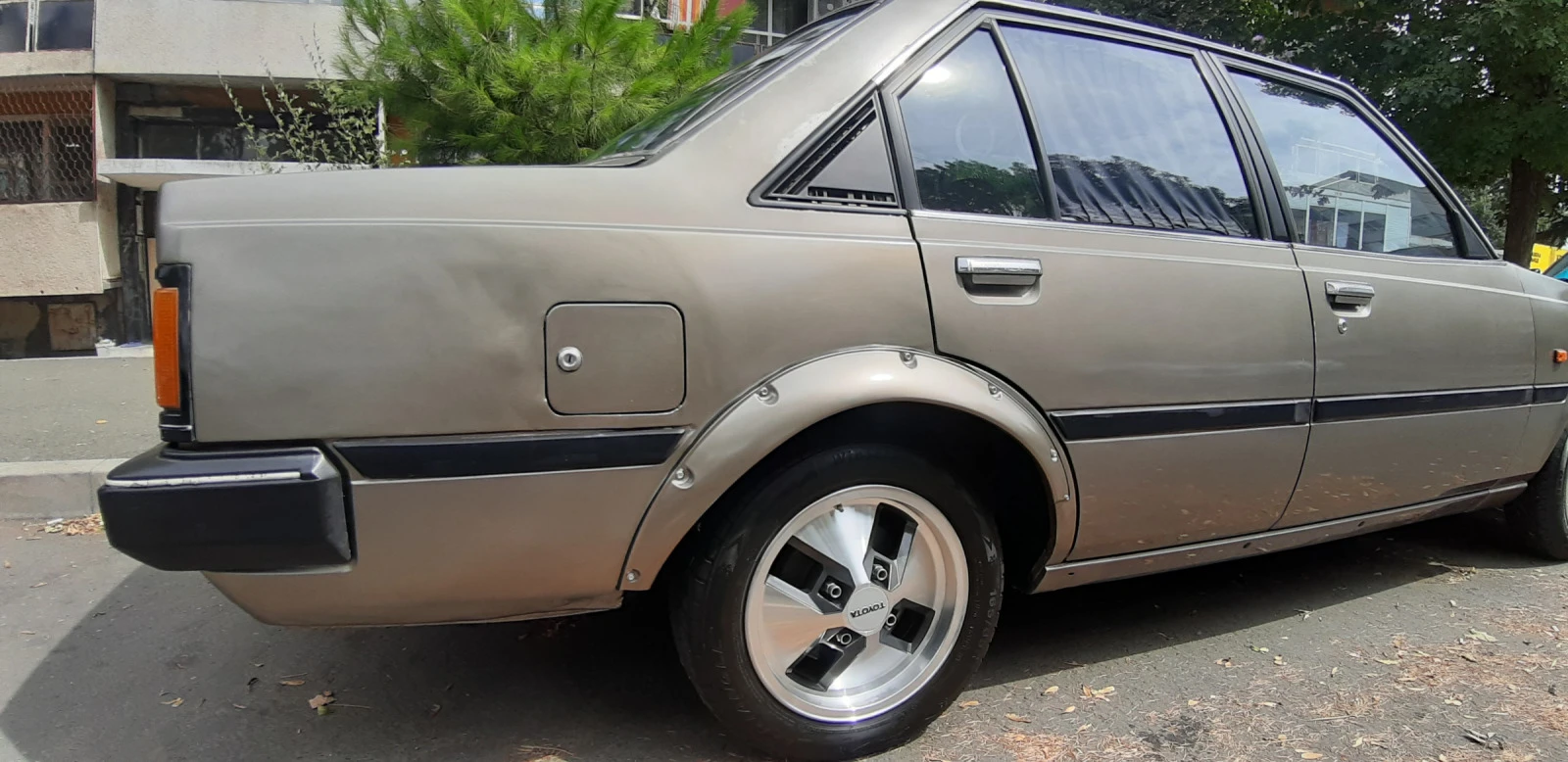 Toyota Carina 1.6 2T - изображение 6