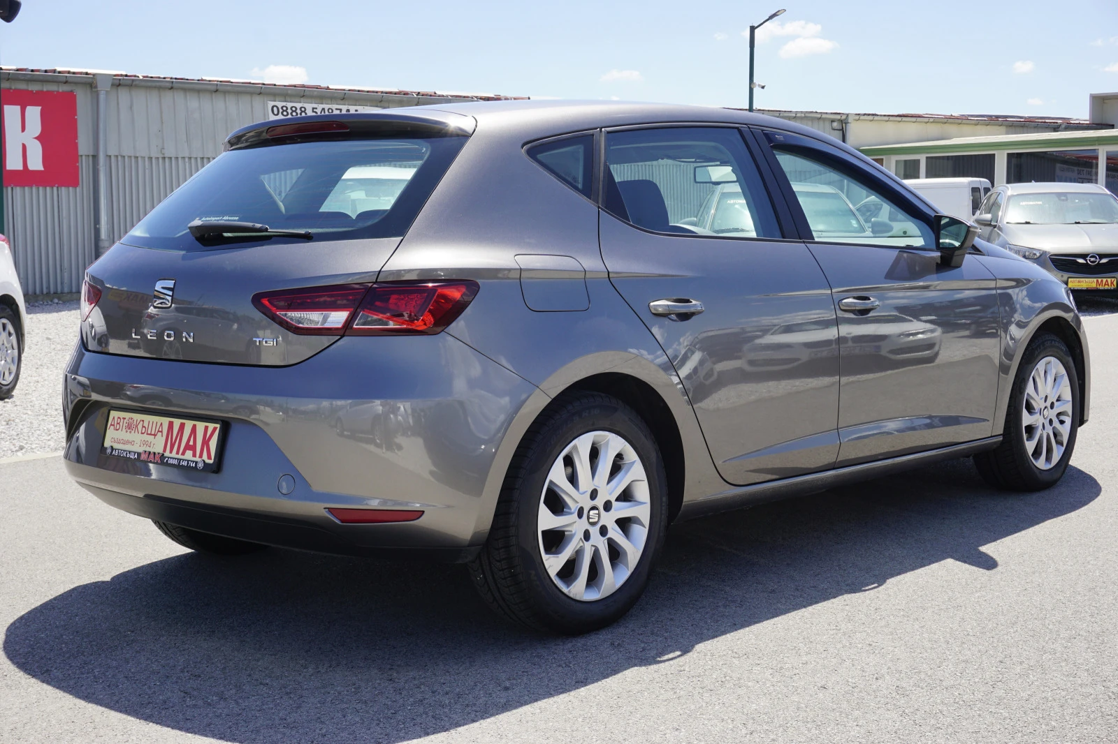 Seat Leon 1.4TGI/LED/ПЕРФЕКТНО СЪСТОЯНИЕ - изображение 7