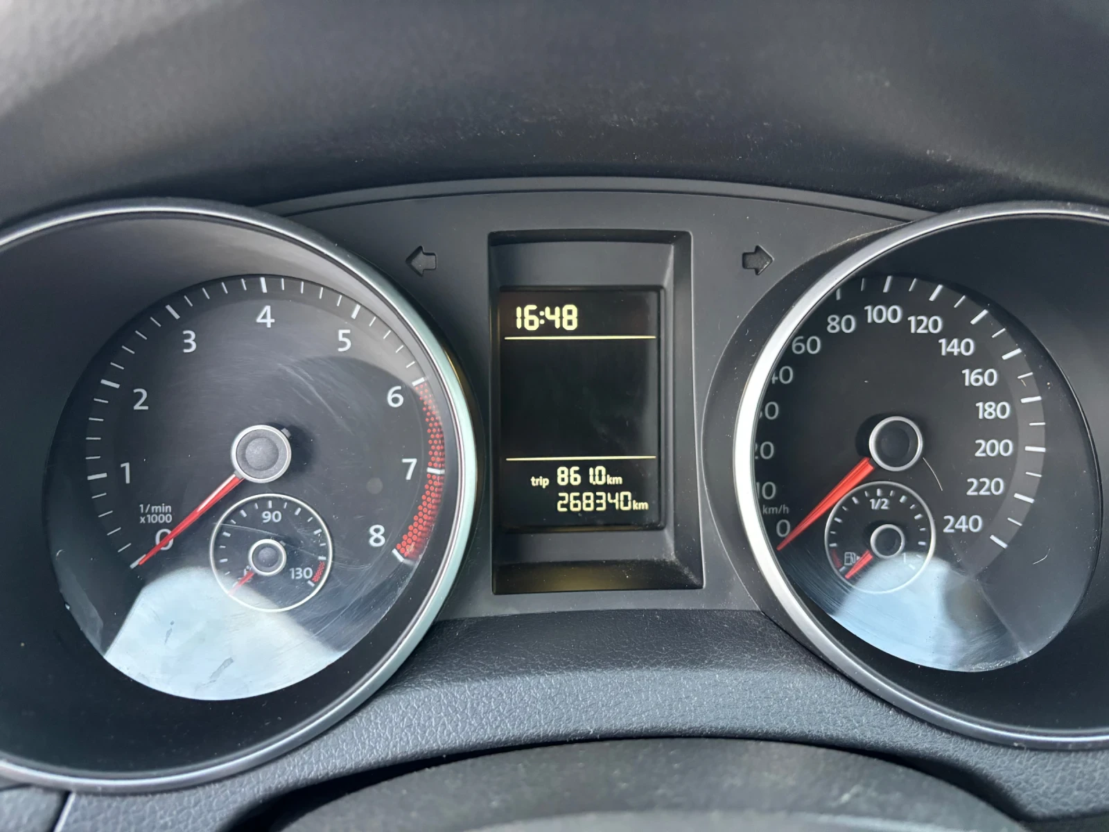 VW Golf 1.6 LPG | Mobile.bg — изображение 11