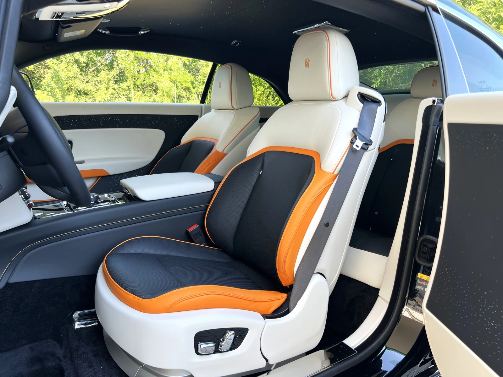 Rolls-Royce Spectre /SHOOTING STAR/STARLIGH/BESPOKE/HEAD UP/360/FASCIA - изображение 9