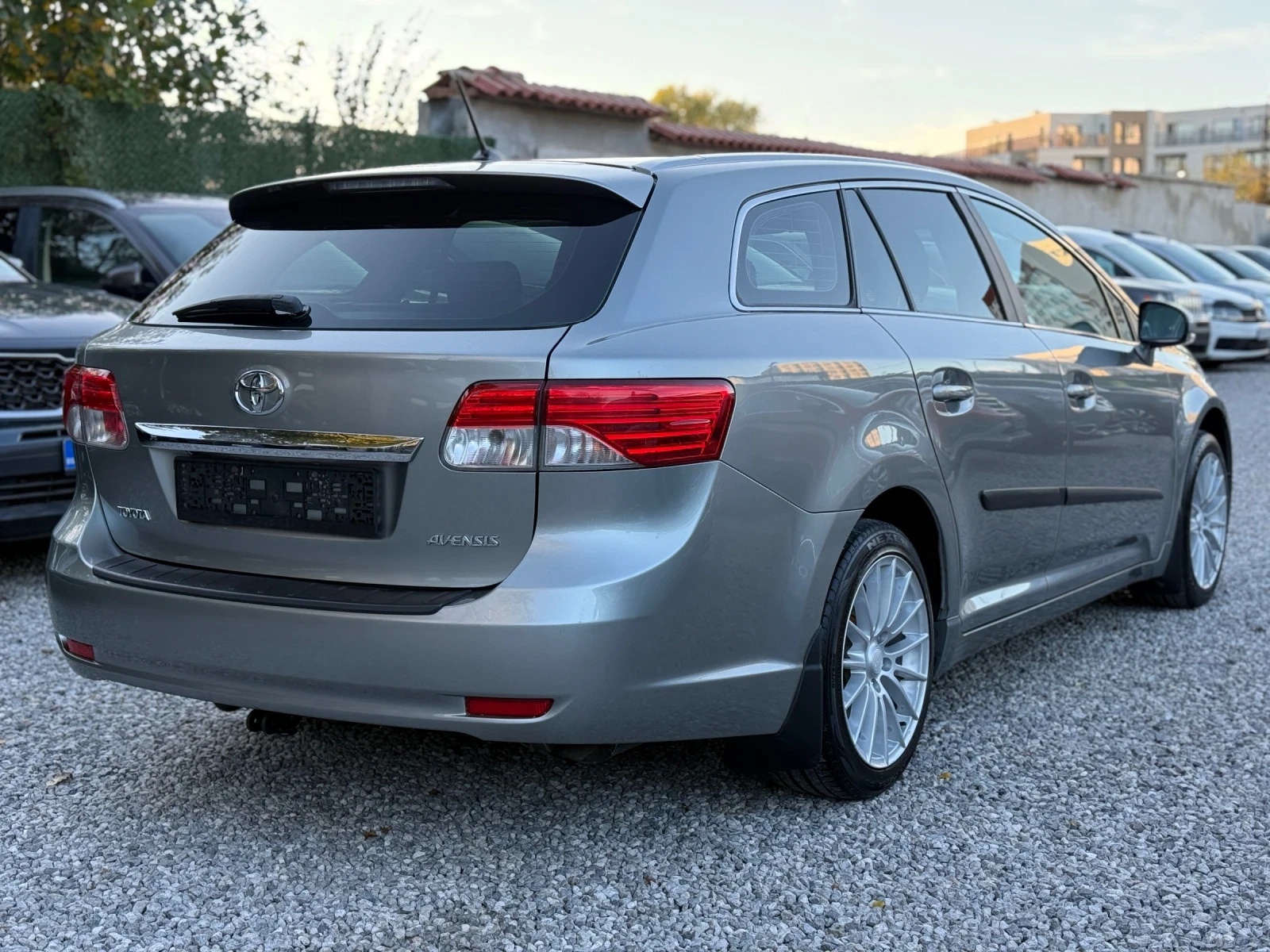 Toyota Avensis SW/1.8i/147hp/Камера - изображение 7
