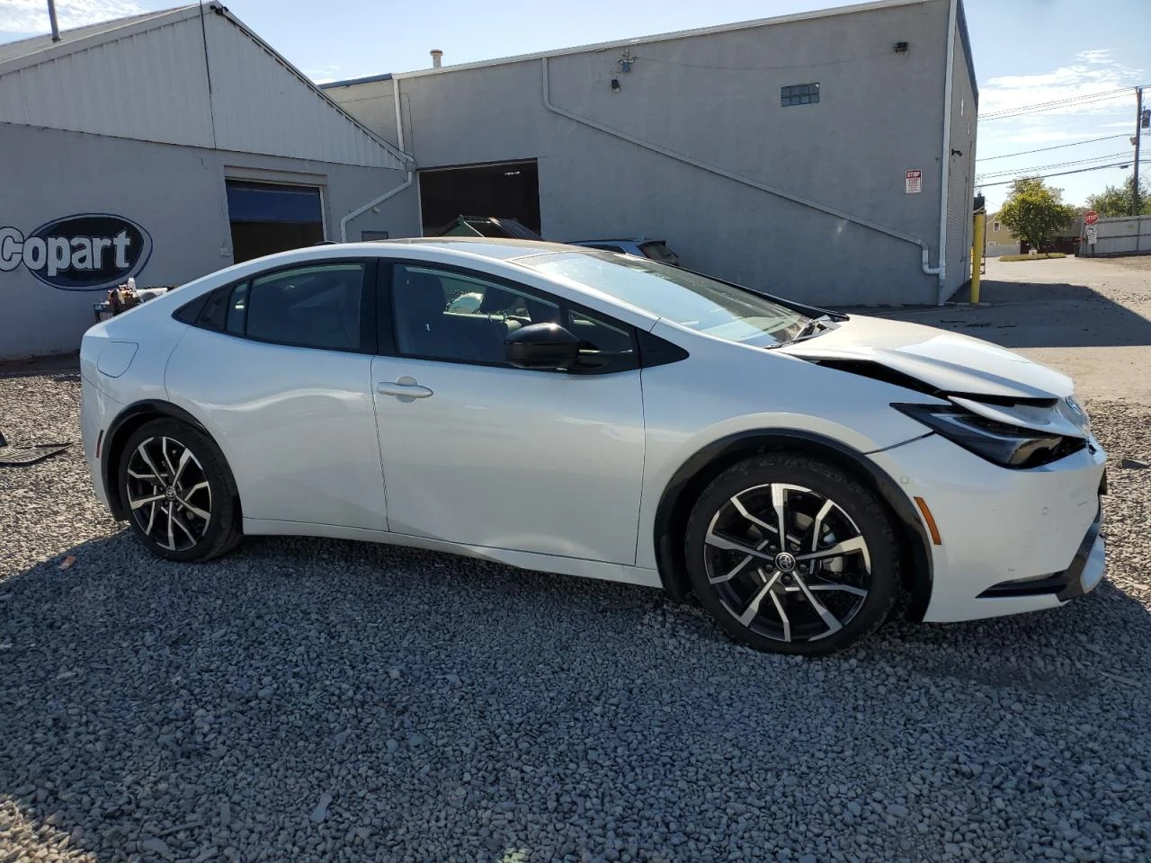 Toyota Prius SE - изображение 4