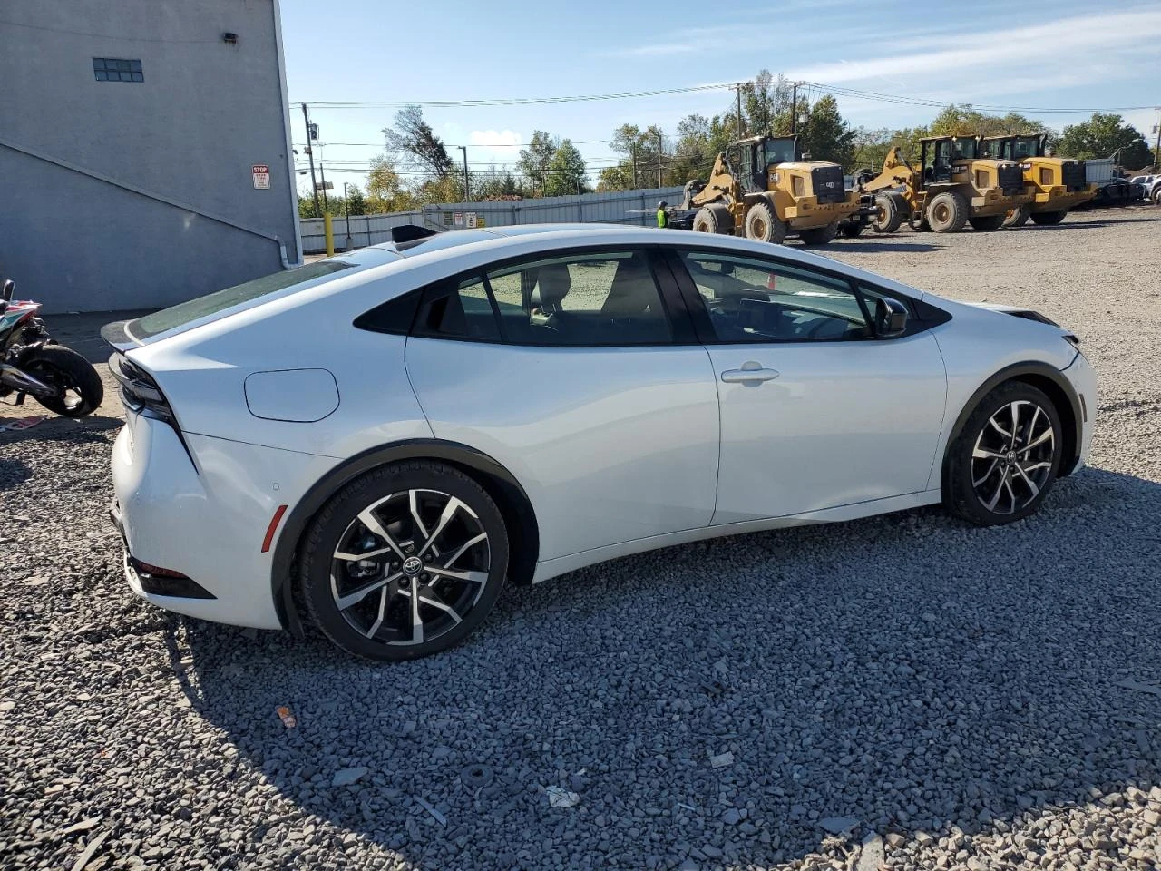 Toyota Prius SE - изображение 3