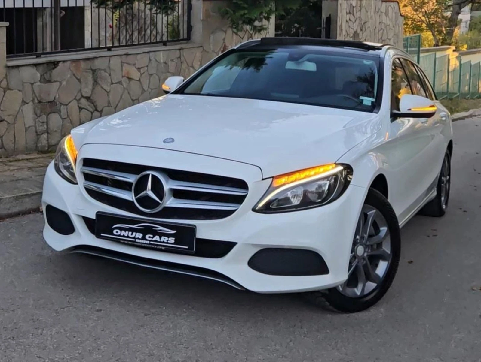 Mercedes-Benz C 220 4-MATIC /AIRMATIC/PANORAMA/7G-TRONIC PLUS/F1 | Mobile.bg   1