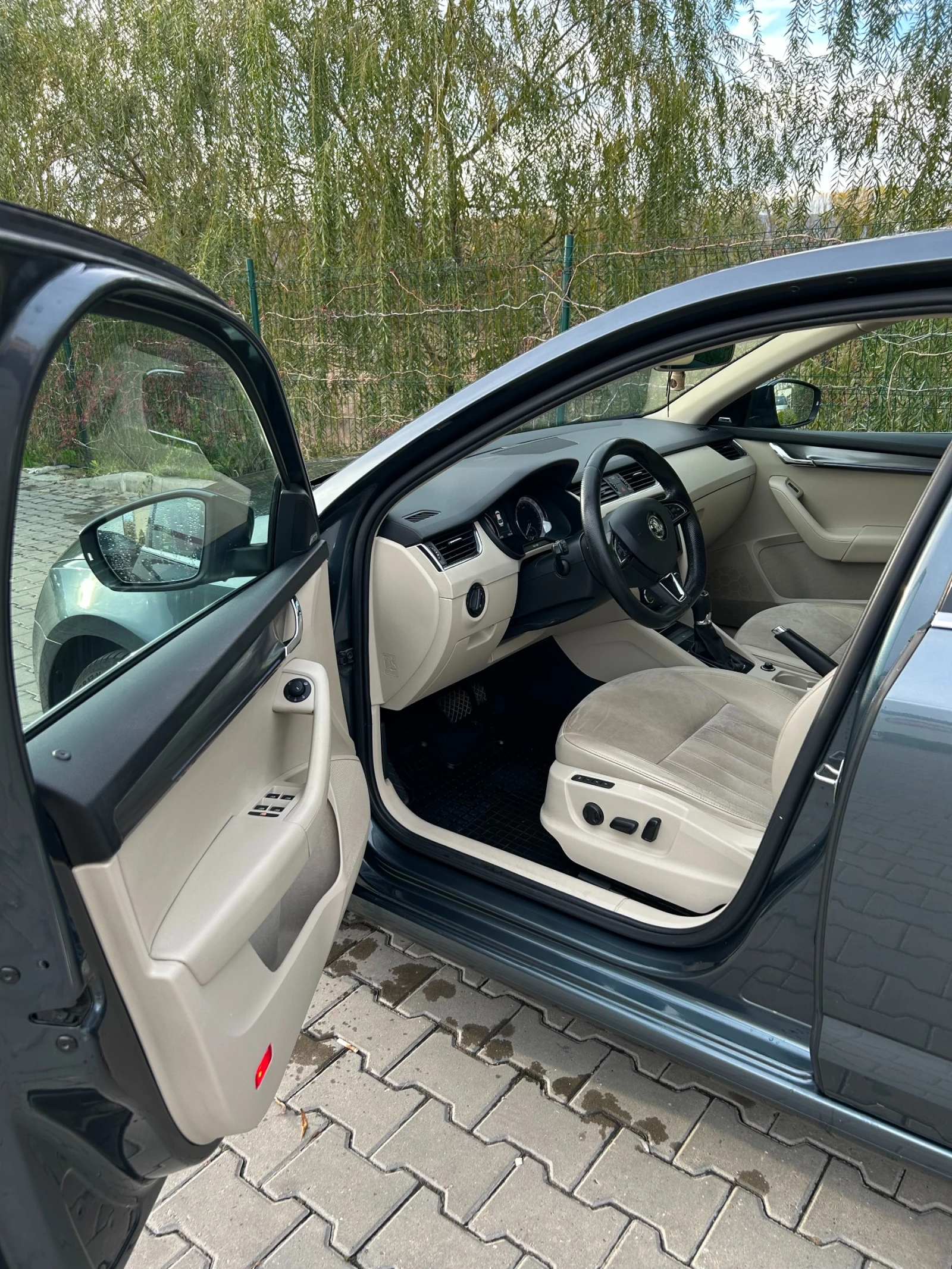 Skoda Octavia III       1.6 TDI | Mobile.bg   7