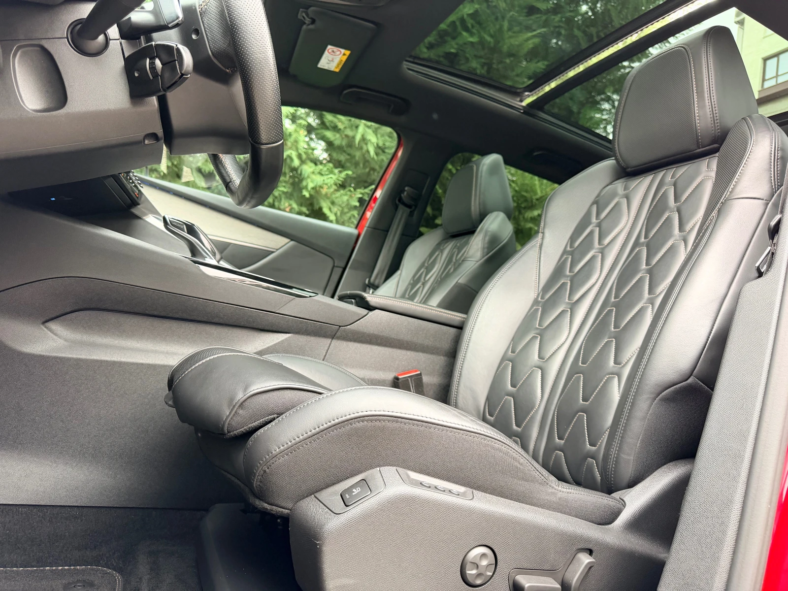 Peugeot 3008 2.0HDI GT-LINE EAT8 PANORAMA MASAJ DISTRONIK FULL - изображение 10