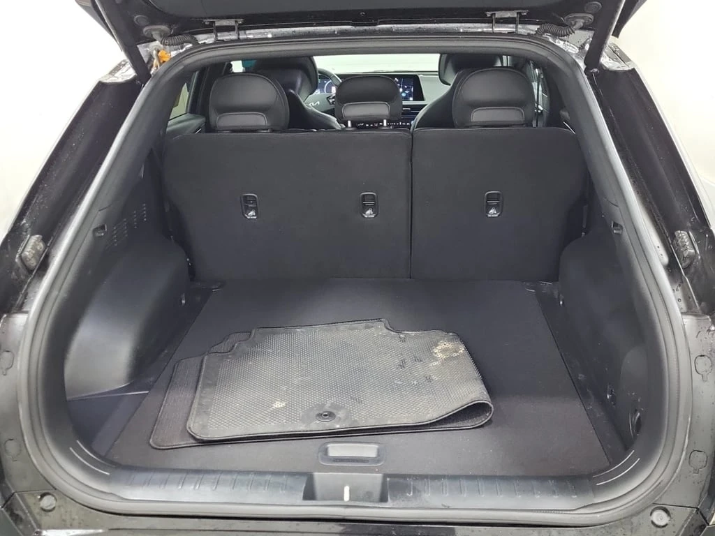 Kia EV6 * LAND W/GT LINE PKG * CARFAX * БЕЗ ПЪРВОНАЧАЛНА В - изображение 6