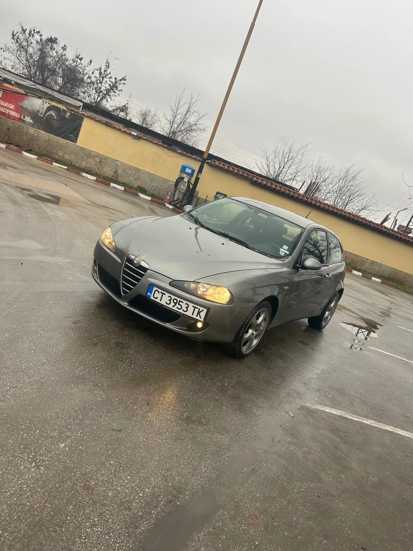 Alfa Romeo 147  - изображение 2