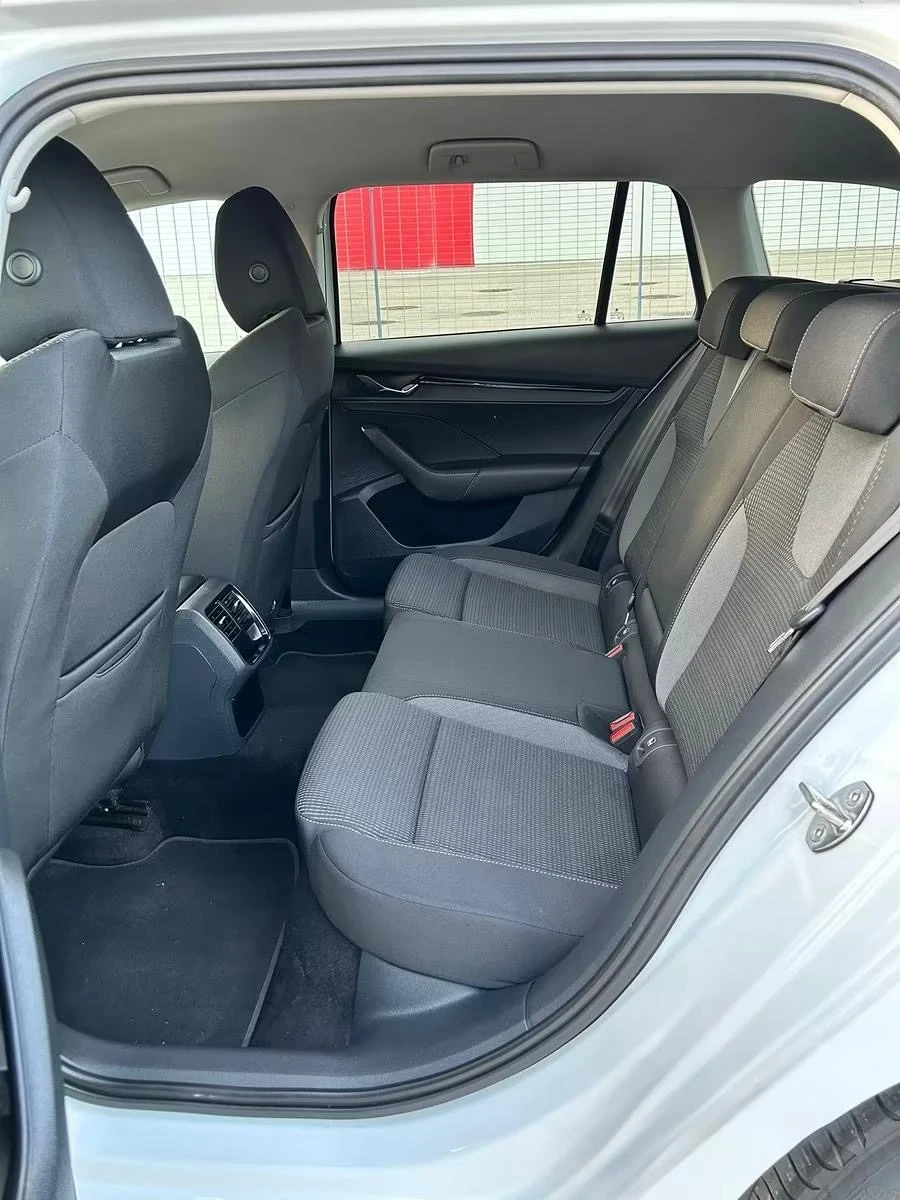 Skoda Octavia 2.0 TDI, снимка 4 - Автомобили и джипове - 53904254