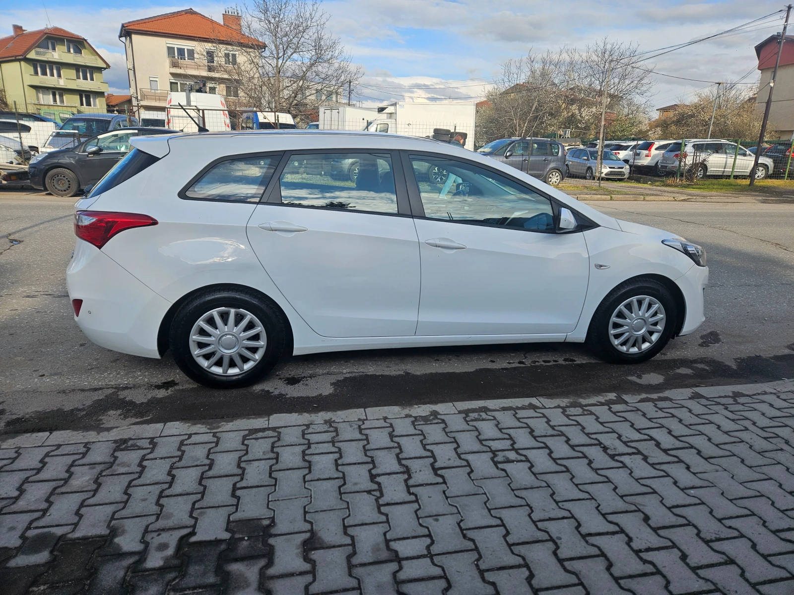 Hyundai I30 1.6 CRDi Германия , снимка 6 - Автомобили и джипове - 54019477