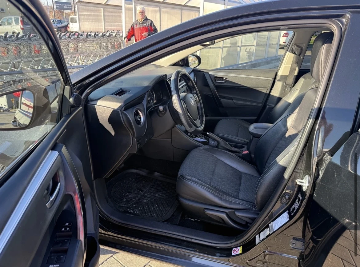 Toyota Corolla, снимка 9 - Автомобили и джипове - 54246497