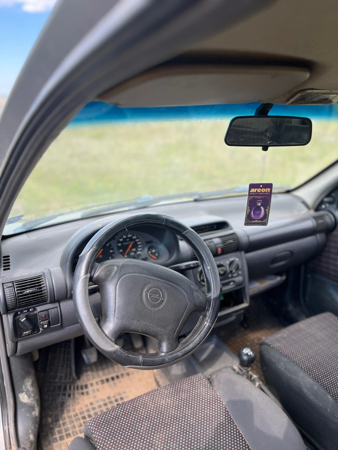 Opel Corsa Opel corsa 1.4 16v Офроуд, снимка 8 - Автомобили и джипове - 54321620