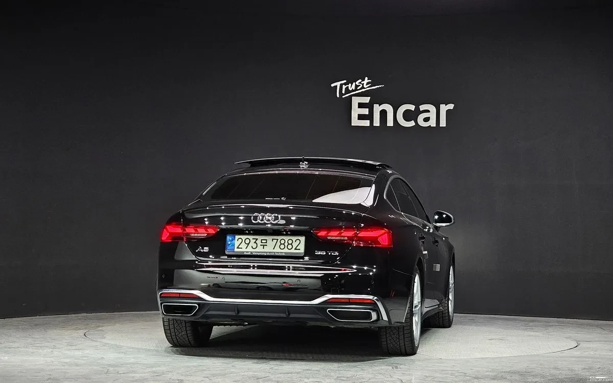 Audi A5 * DISTRONIC * ОБДИХВАНЕ * КАМЕРА, снимка 4 - Автомобили и джипове - 54589433