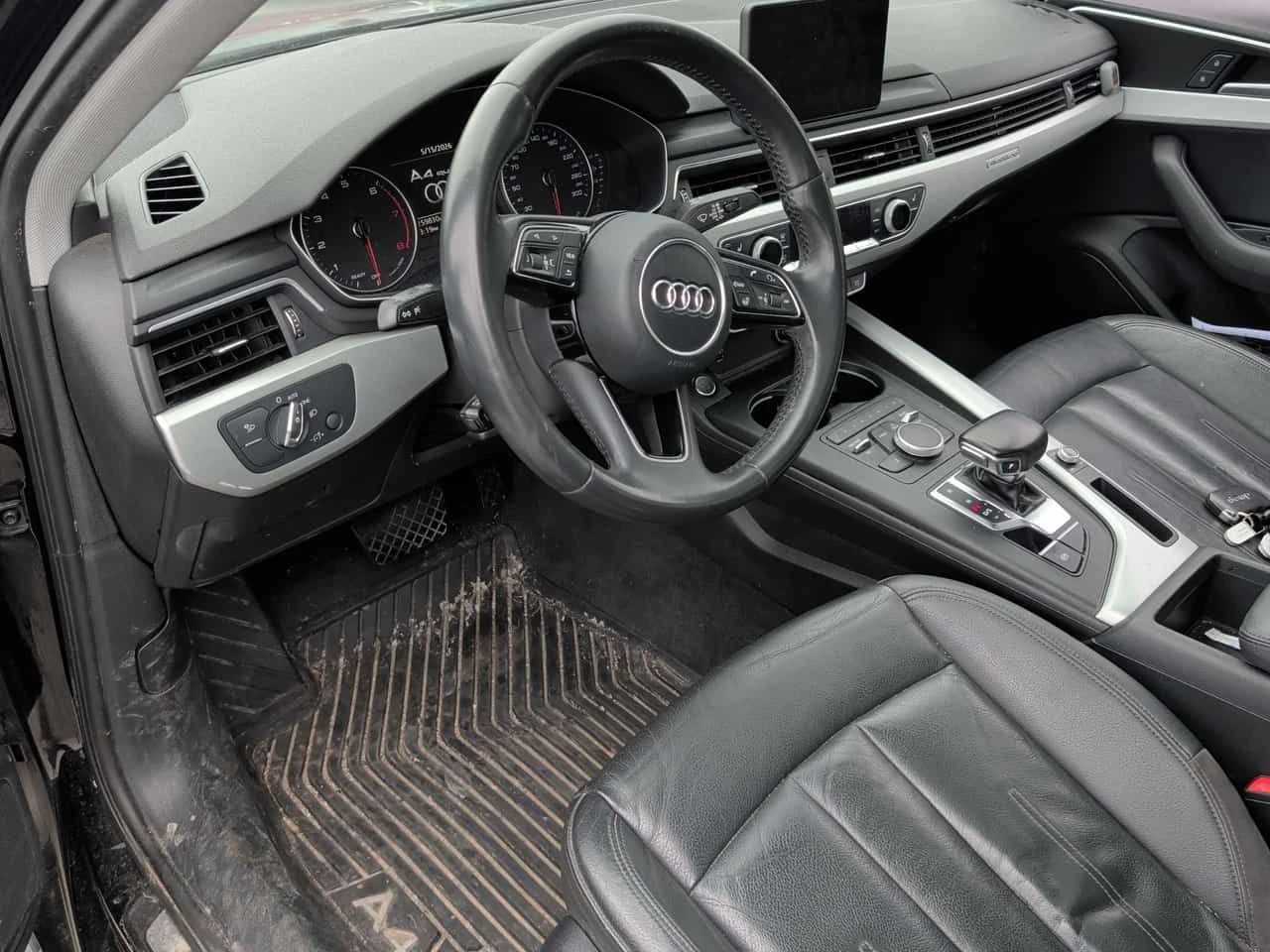 Audi A4 QUATTRO * ГЛАВНО ПРЕДСТАВИТЕЛСТВО НА AUDI* , снимка 7 - Автомобили и джипове - 54616533