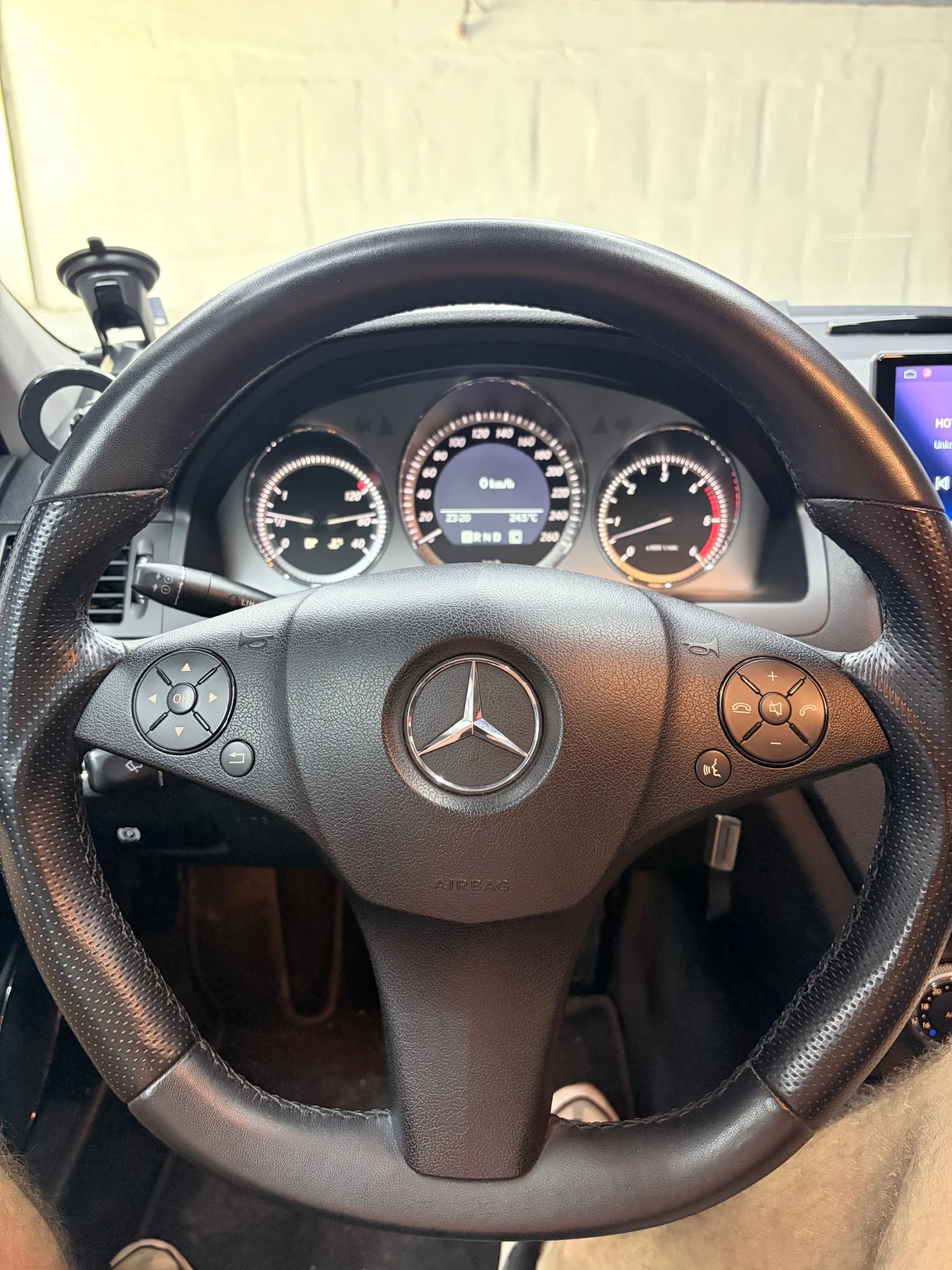 Mercedes-Benz C 350 CDI 4Matic Швейцария, снимка 9 - Автомобили и джипове - 54679977