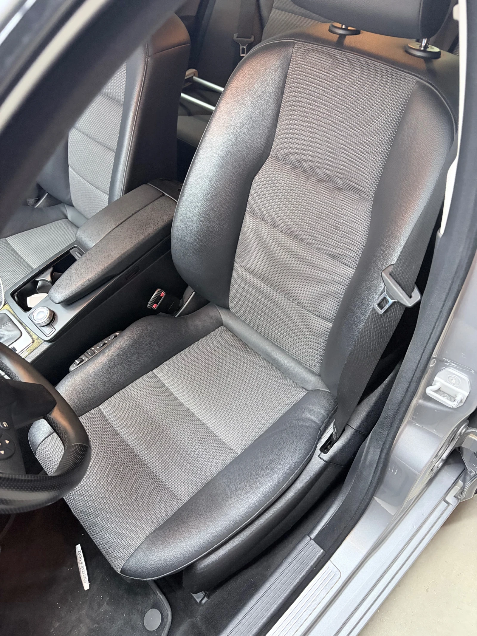 Mercedes-Benz C 350 CDI 4Matic Швейцария, снимка 7 - Автомобили и джипове - 54679977