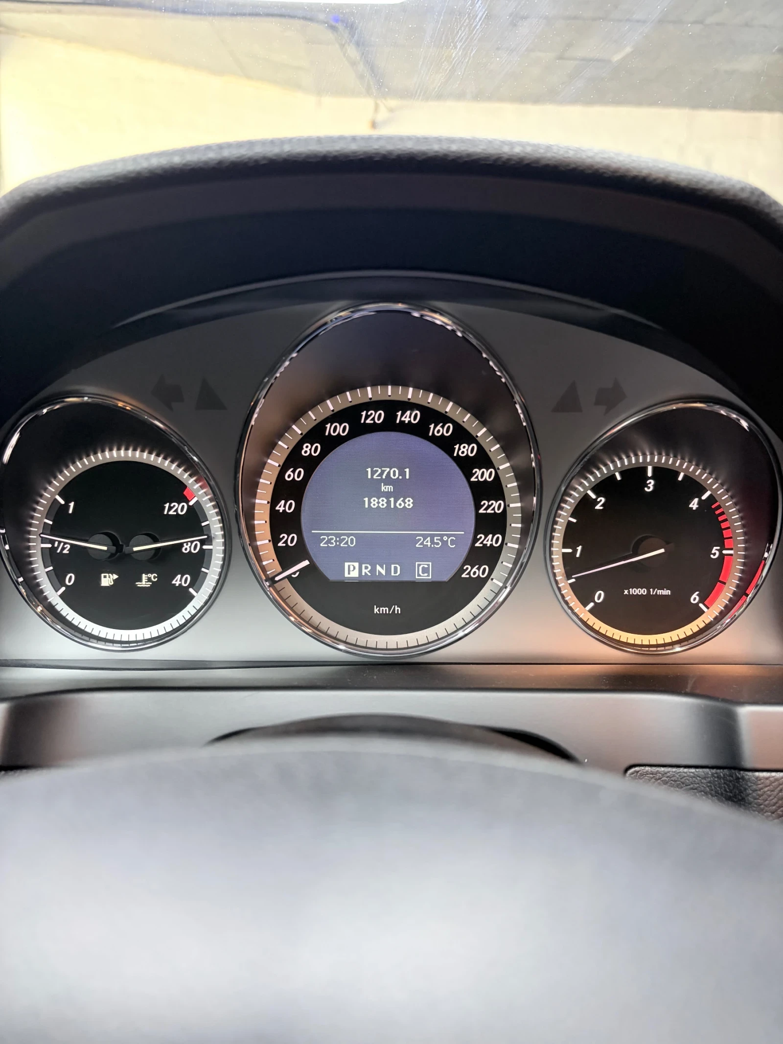 Mercedes-Benz C 350 CDI 4Matic Швейцария, снимка 11 - Автомобили и джипове - 54679977