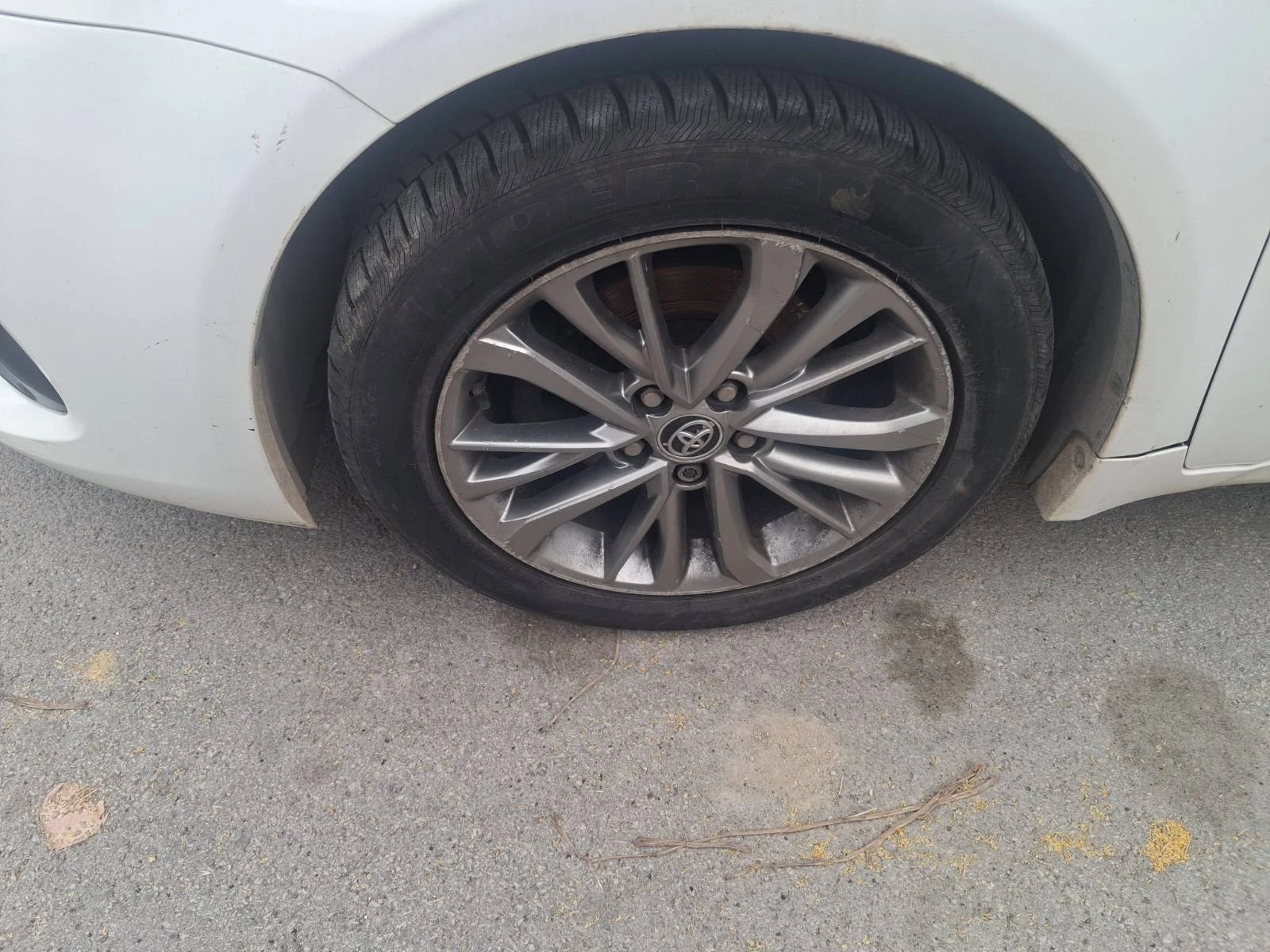 Toyota Avensis 1.6 НА ЧАСТИ , снимка 2 - Автомобили и джипове - 55070399